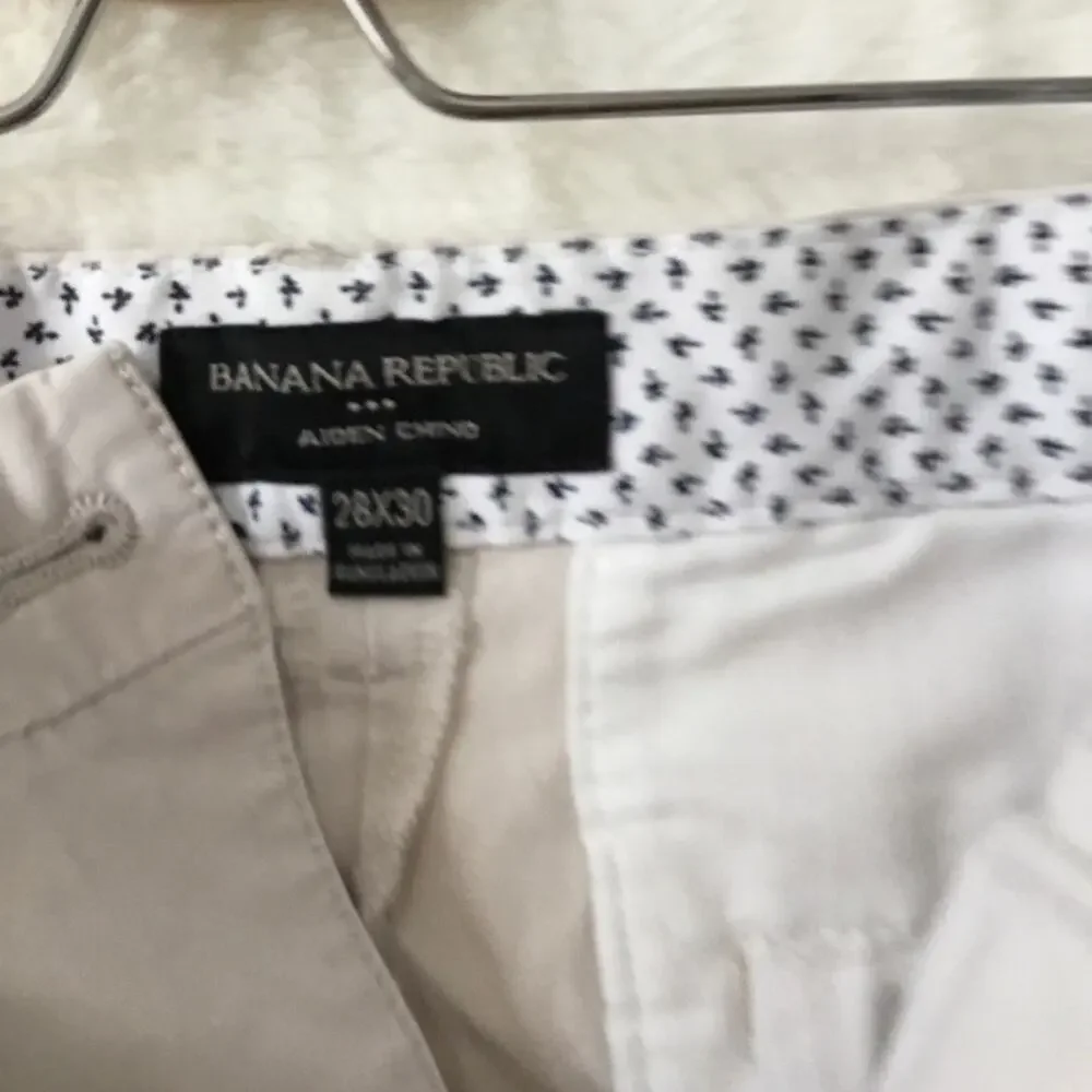 Banana Republic Light Beige Aiden Chino Pants